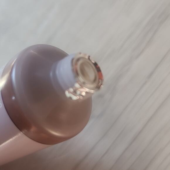 ❤️NWT❤️ Revlon Illuminance Serum Tint SPF 15 - Light Brown - Rich Mahogany - Picture 8 of 10